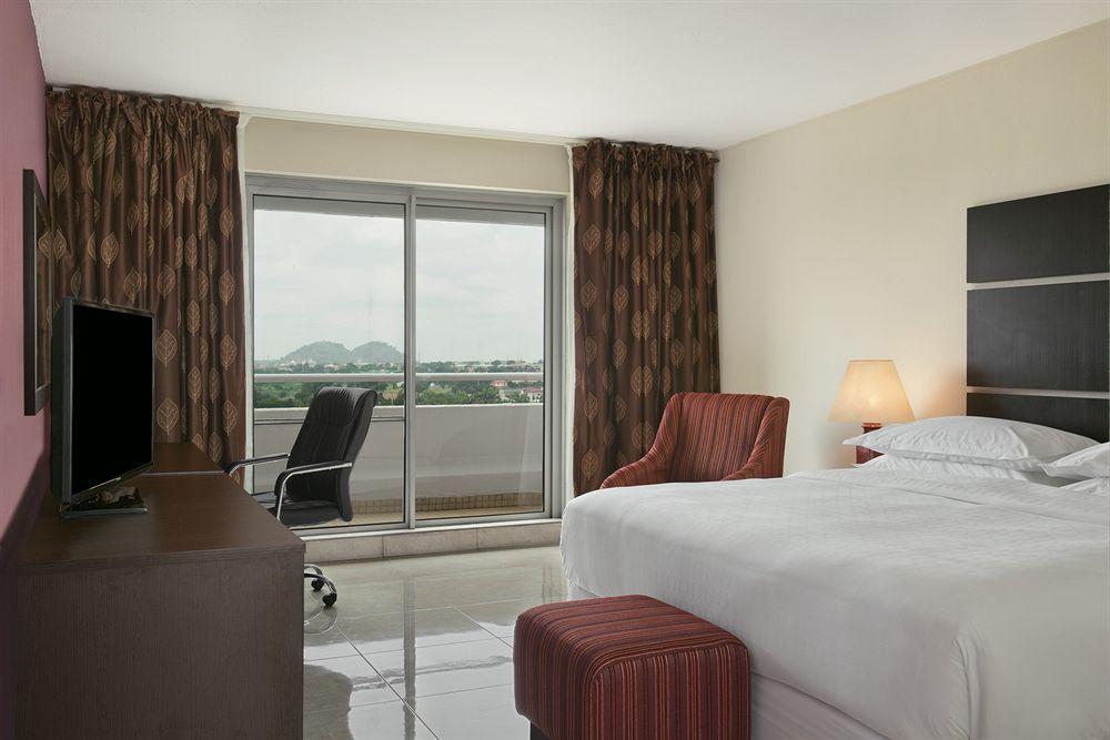 Abuja Continental Hotel Exterior photo