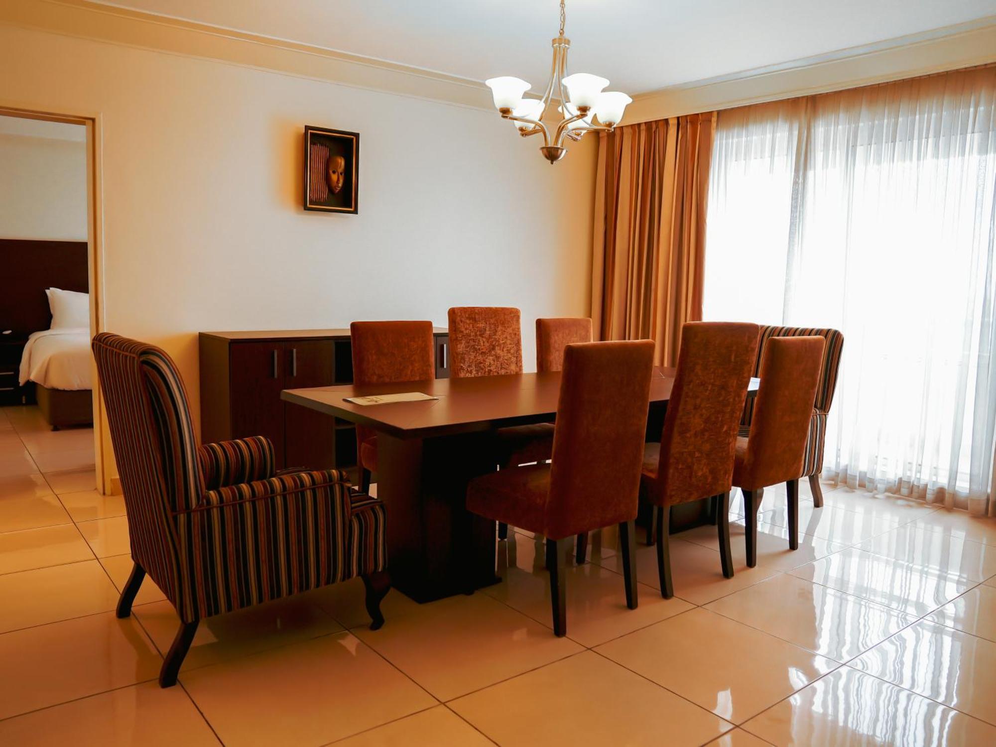 Abuja Continental Hotel Exterior photo