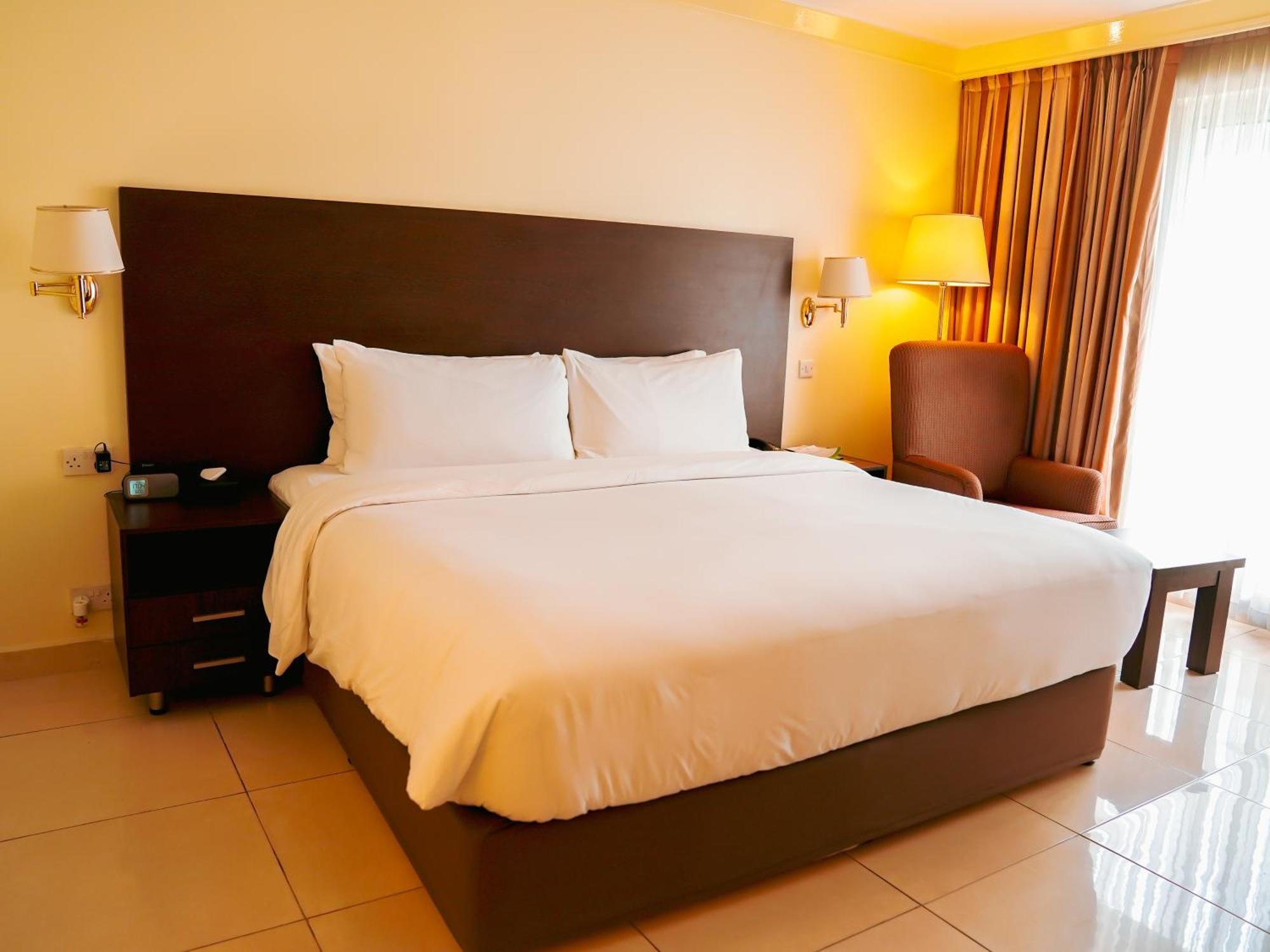 Abuja Continental Hotel Exterior photo